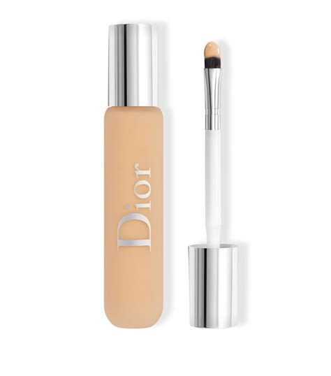 DIOR Concealer .